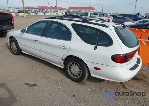 1998 Ford Taurus Se z USA, uszkodzony, nr VIN 1FAFP58S1WG226689